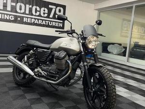 MOTO GUZZI V7 STONE