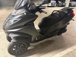 SCOOTER METROPOLIS 400RS