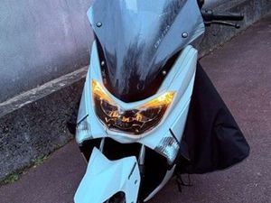 YAMAHA NMAX OCITO 125 EXCELLENT ÉTAT – 9 658 KM – FULL ÉQUIPÉ