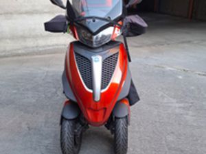 PIAGGIO MPE YOURBAN 300 ERL ROSSO