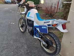 MOTO DR 600 DJEBEL 1989 2EM MAINS