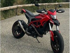 DUCATI 821 HYPERMOTARD
