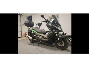 KAWASAKI J 300 300 CM3, 2016 GOD.