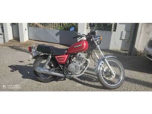 SUZUKI GN250 EM BOM ESTADO 1992 CARREGADO E CADAFAIS