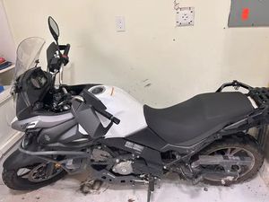 VSTROM 650 SUZUKI 2019