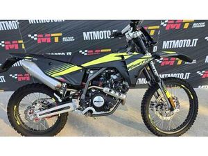 VENDO FANTIC MOTOR XMF 125 MOTARD PERFORMANCE 4T (2023 - 24) USATA A BADIA PAVESE (CODICE 9917622) - MOTO.IT