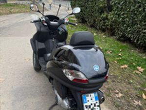 PIAGGIO MP3 250 IE