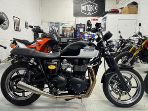 TRIUMPH BONNEVILLE 865 865 CC