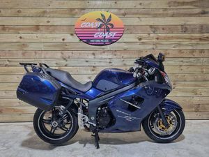 TRIUMPH SPRINT ST 1050