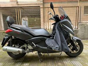YAMAHA XMAX 250 SPORT