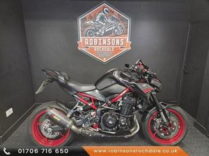 2021 KAWASAKI Z900 PERFORMANCE EDITION LOADED WITH EXTRAS.