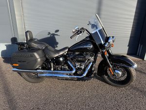 HARLEY-DAVIDSON SOFTAIL HERITAGE 1868