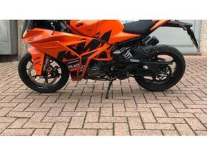 VENDO KTM RC 125 (2022 - 26) USATA A PIACENZA (CODICE 9918361) - MOTO.IT