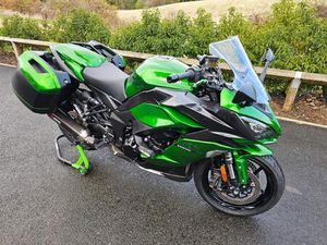 KAWASAKI NINJA 1000SX SPORTS TOURER PETROL MANUAL EURO 4 (142 PS) 1043 CC