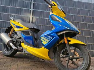 KYMCO SUPER 8 4T ROLLER MIT PAPIERE