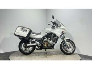 YAMAHA XJ 2000 SPARES OR REPAIR PROJECT BIKE 900 CC TRIKE PROJECT?