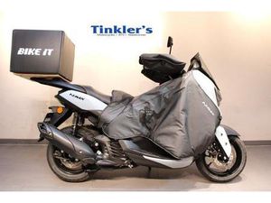 NEW UN-REGISTERED 2025/2026 MODEL YAMAHA N-MAX TECH MAX DELIVERY RIDER BUNDLE