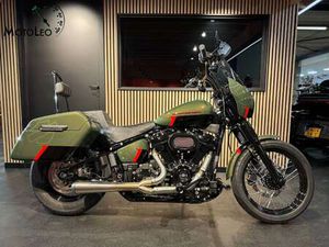 HARLEY-DAVIDSON SOFTAIL STANDARD FXST GROEN