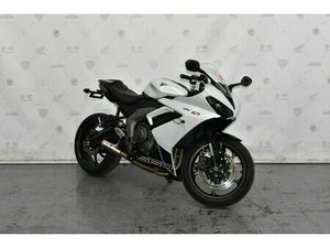 2025 TRIUMPH DAYTONA 660