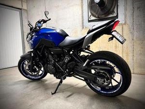② YAMAHA MT07 35KW A2 (PLEINE PUISSANCE)