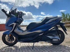 HONDA FORZA 350 BENFICA