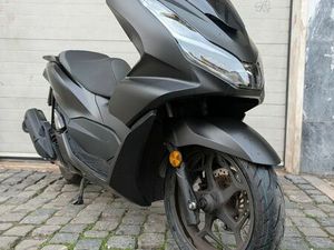 HONDA PCX 125 CC PONTINHA E FAMÕES