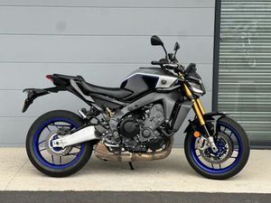 YAMAHA MT-09 SP