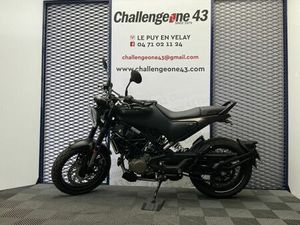 HUSQVARNA SVARTPILEN 125 ABS