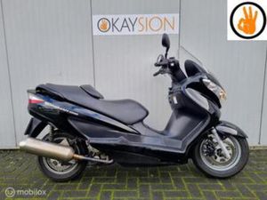 NETTE SUZUKI AN 200 BURGMAN (BJ 2009) — MOTOREN | SUZUKI — MARKTPLAATS