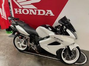 HONDA VFR 800 VTEC