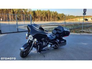 HARLEY-DAVIDSON FLHTCU ULTRA