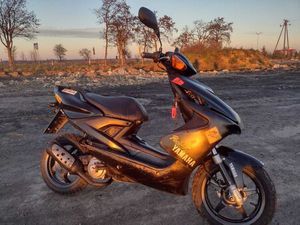 YAMAHA AEROX 50 MOTOROWER SUPER SKUTER ZAREJESTROWANY Z OC I PT OLAWA