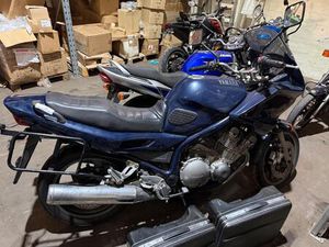 YAMAHA XJ 900S MOTORRAD / KRAD / BENZIN / 90 PS / 2X KOFFER