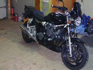 YAMAHA XJR 1300 – BAUJAHR 1999
