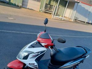 SYM JET 4 MOFAROLLER