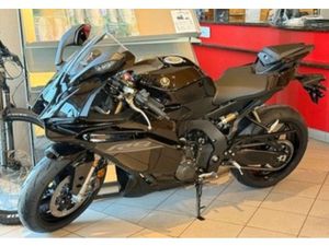 YAMAHA R9 R9 YZF R9 YAMAHA YZF-R9 3 LATA GWARANCJI OD REKI SALON BIELSKO