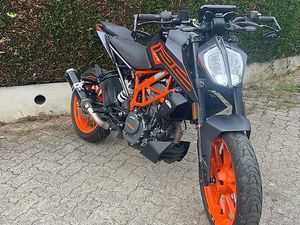 KTM DUKE 125