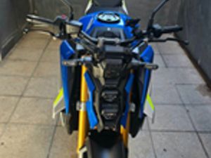 SUZUKI GSX-S1000
