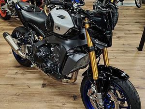 YAMAHA MT 09SP.AKRAPOVIČ.PUIG.GILLES TOLING.SAMO 132KM