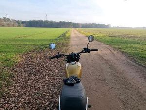 BRIXTON CROMWELL KSR GLANVILLE 250 CC 1 HAND