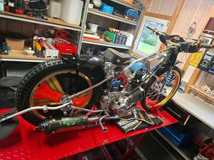 SPEEDWAY BAHNSPORT TOP MOTORRAD VIELE NEUTEILE UND SERVICE NEU
