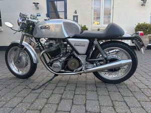 NORTON COMMANDO 750 COMBAT ROASTER