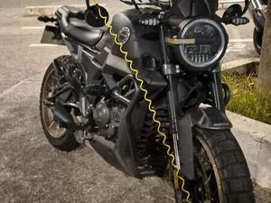 MOTO ZONTES SCRAMBLER X 125