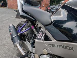 YAMAHA FZR 600 3HE // R6 RJ05 // A / A2 MOTORRAD