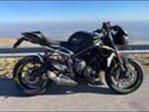 TRIUMPH STREET TRIPLE 765 RS 2022