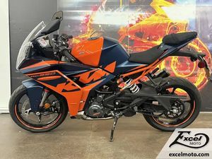 2023 KTM RC390