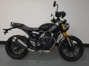 TRIUMPH SCRAMBLER 400 X