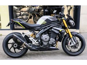 TRIUMPH SPEED TRIPLE 1200 RS 2025 1160 CM3 | MOTO ROADSTER | 980 KM | GRIS | 75017 PARIS 17