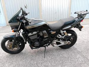 KAWASAKI ZRX 1100