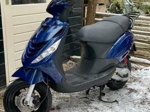 PIAGGIO ZIP 2T 50CC BROM 2016 — SCOOTERS | PIAGGIO — MARKTPLAATS